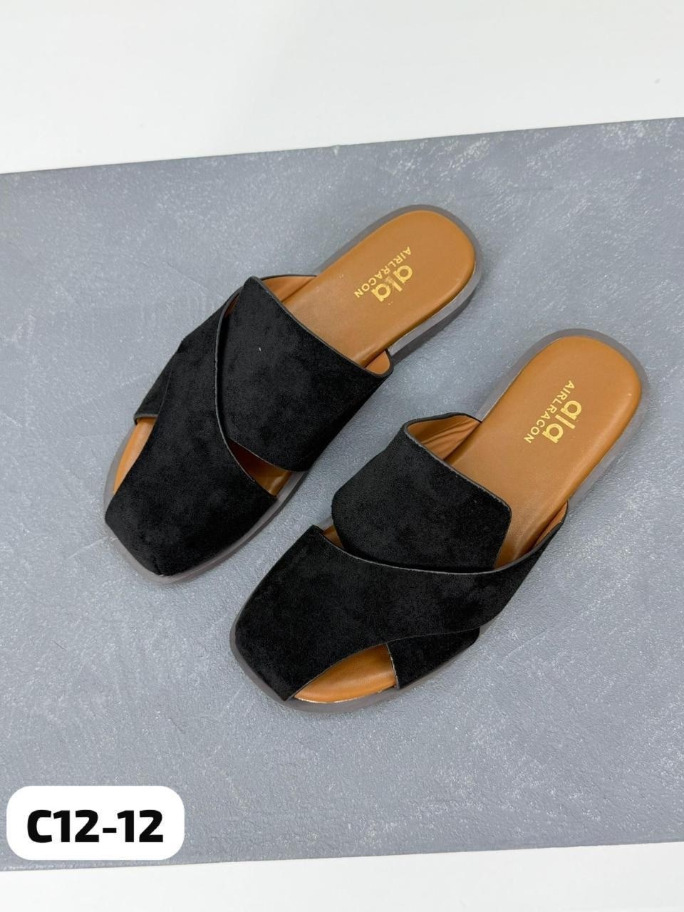 шлепанцы женские,,шлепки женские,модные шлепанцы,шлепанцы летние