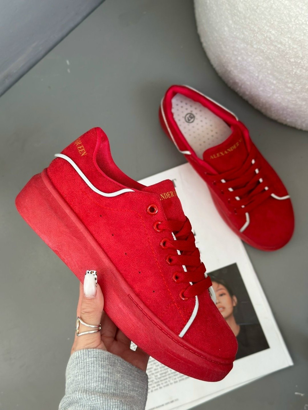 ,кроссовки красные,кроссовки женскиe,красные кеды,женская