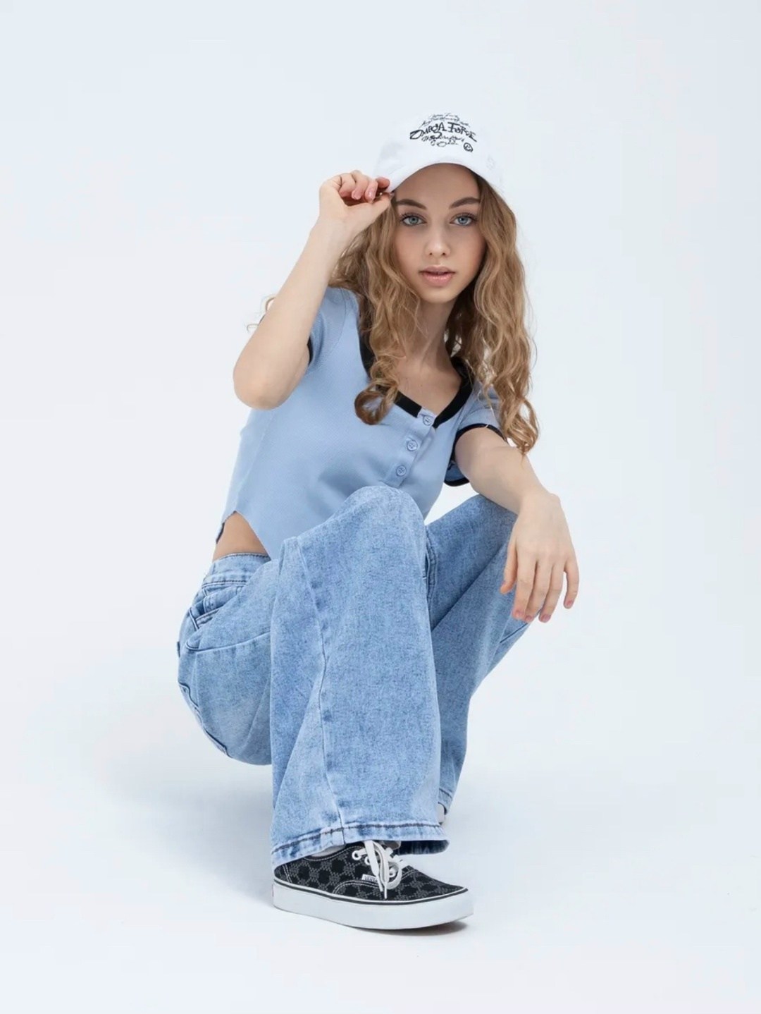 голубые джинсы,джинсы для женщин,джинсах,широкие джинсы