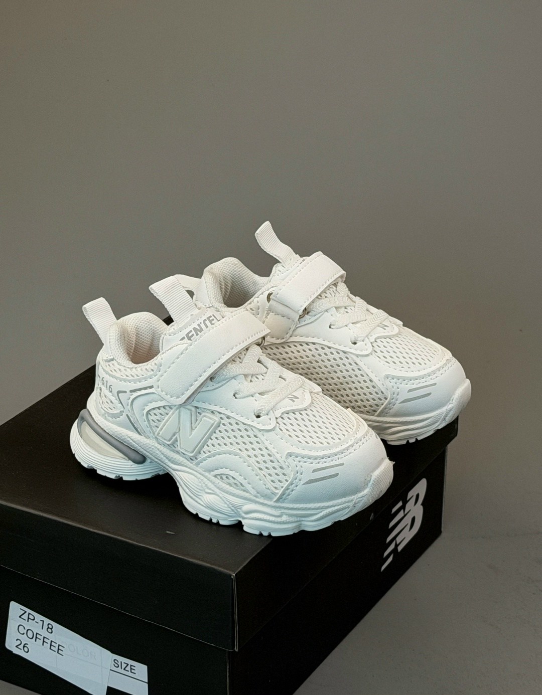 детские кроссовки,кроссовки для детей,кроссовка детская,кроссовки,белые кроссовки