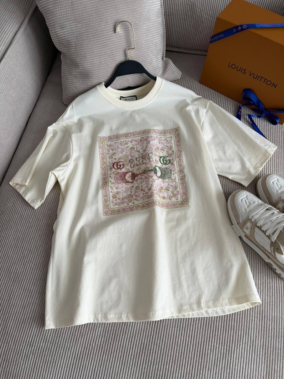 футболки модные,футболки женская,футболки женская оверсайз,стильная футболка,женские футболки с принтом