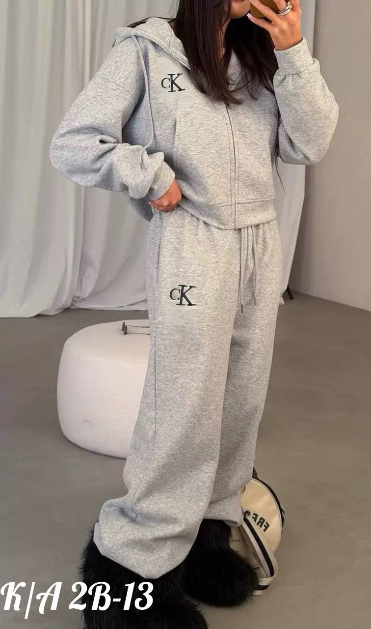 cпортивный костюм женский на флисе,спортивный костюм женский,костюм женский,женские костюмы на флисе,cпортивный костюм женский теплый на флисе