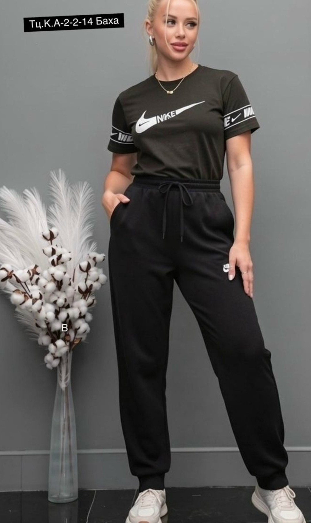 брюки женские nike sportswear,брюки женские nike,женские брюки nike sportswear essential,спортивные штаны женские nike,спортивные костюмы женские