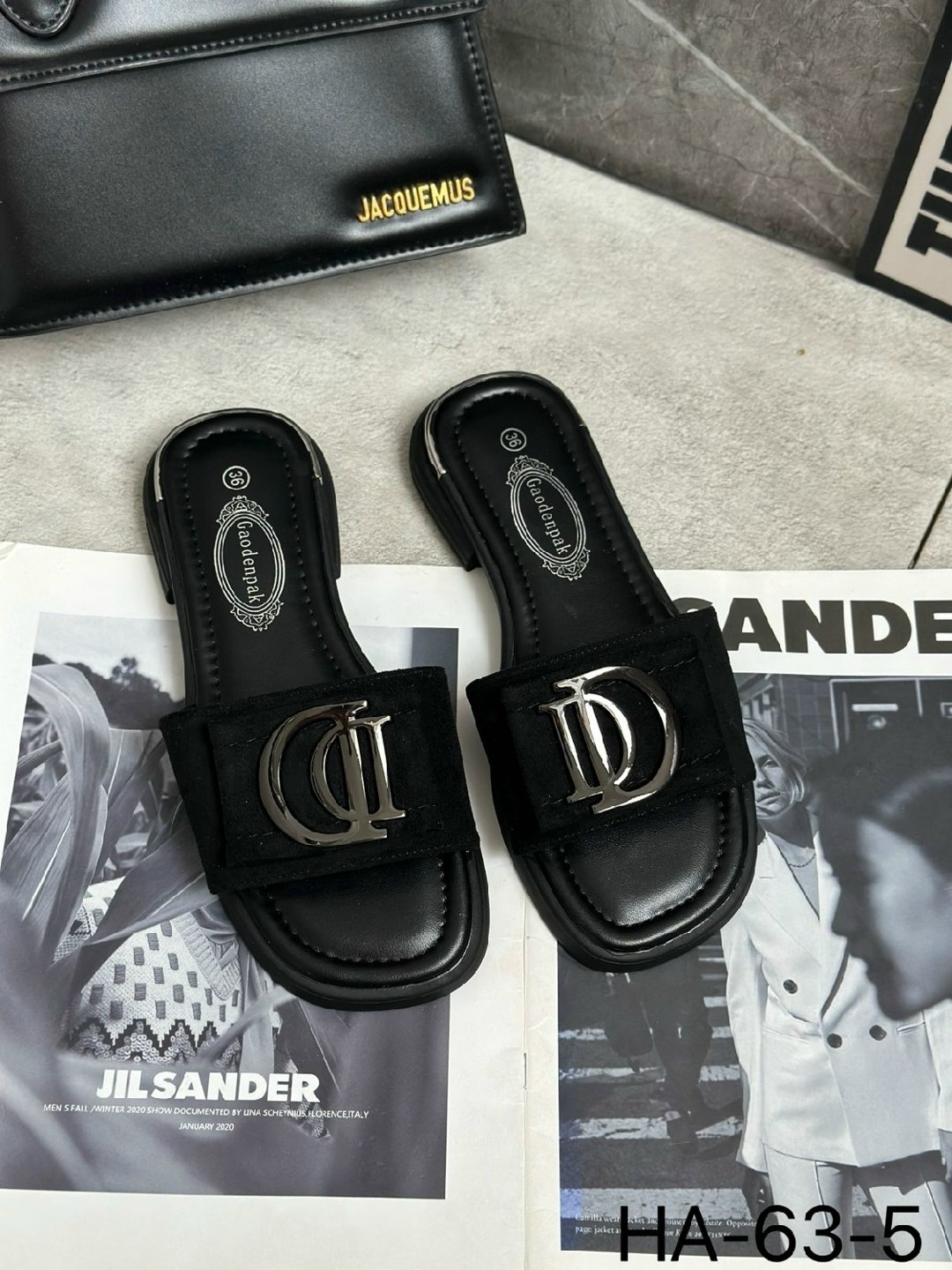 ,женские шлепанцы,модные шлепанцы,шлепки кристиан диор женские,шлепки диор