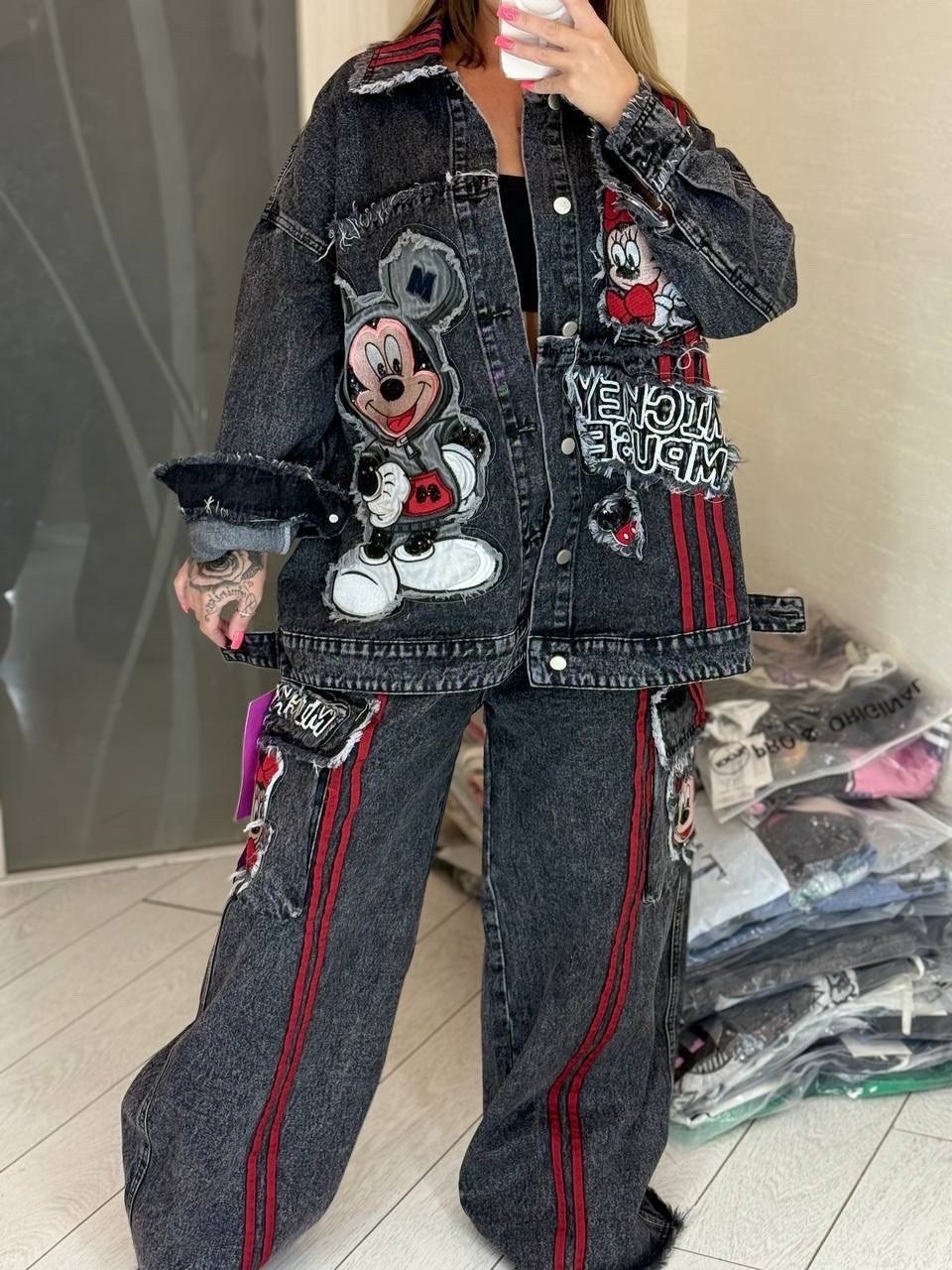 джинсовый бомбер женский likisha fashion,джинсовая куртка с микки маусом,джинсовка с микки маусом женские,джинсовая куртка с микки маусом женская,джинсовая куртка