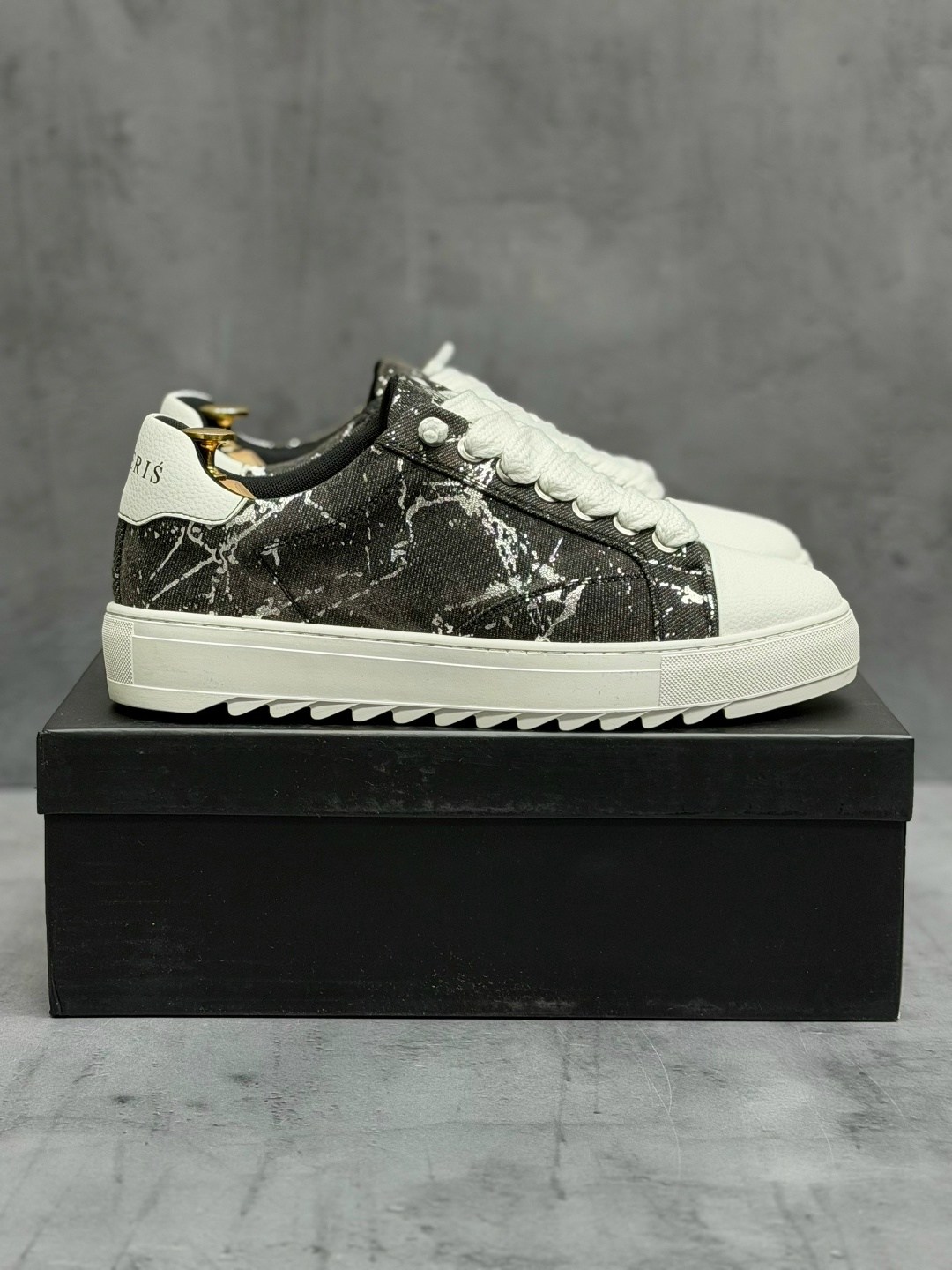 ,обуви, кроссовки,мужская ,кроссовки женскиe