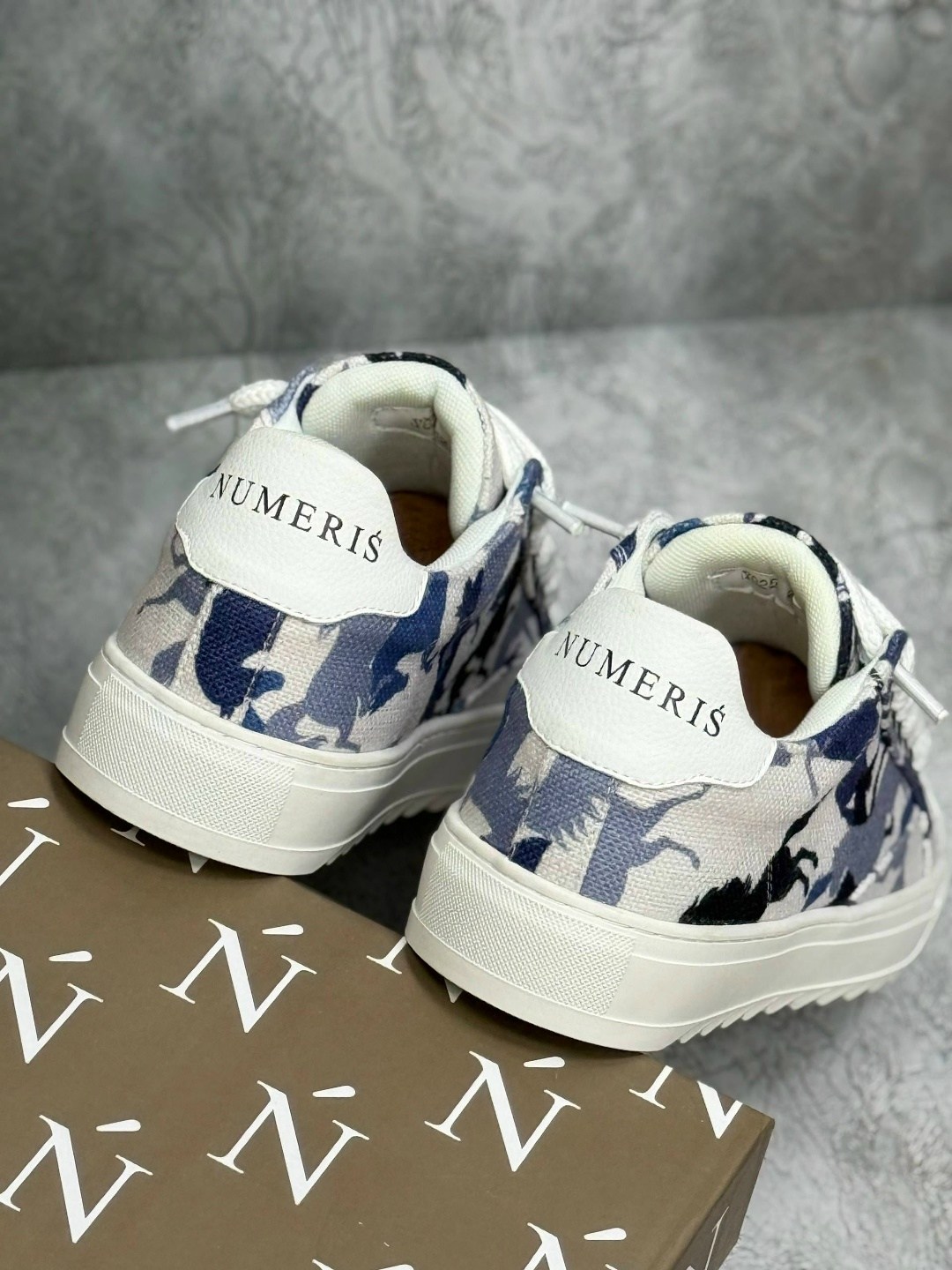 , спортивная,кроссовки женские мужские,кроссовка мужской,модные кроссовки