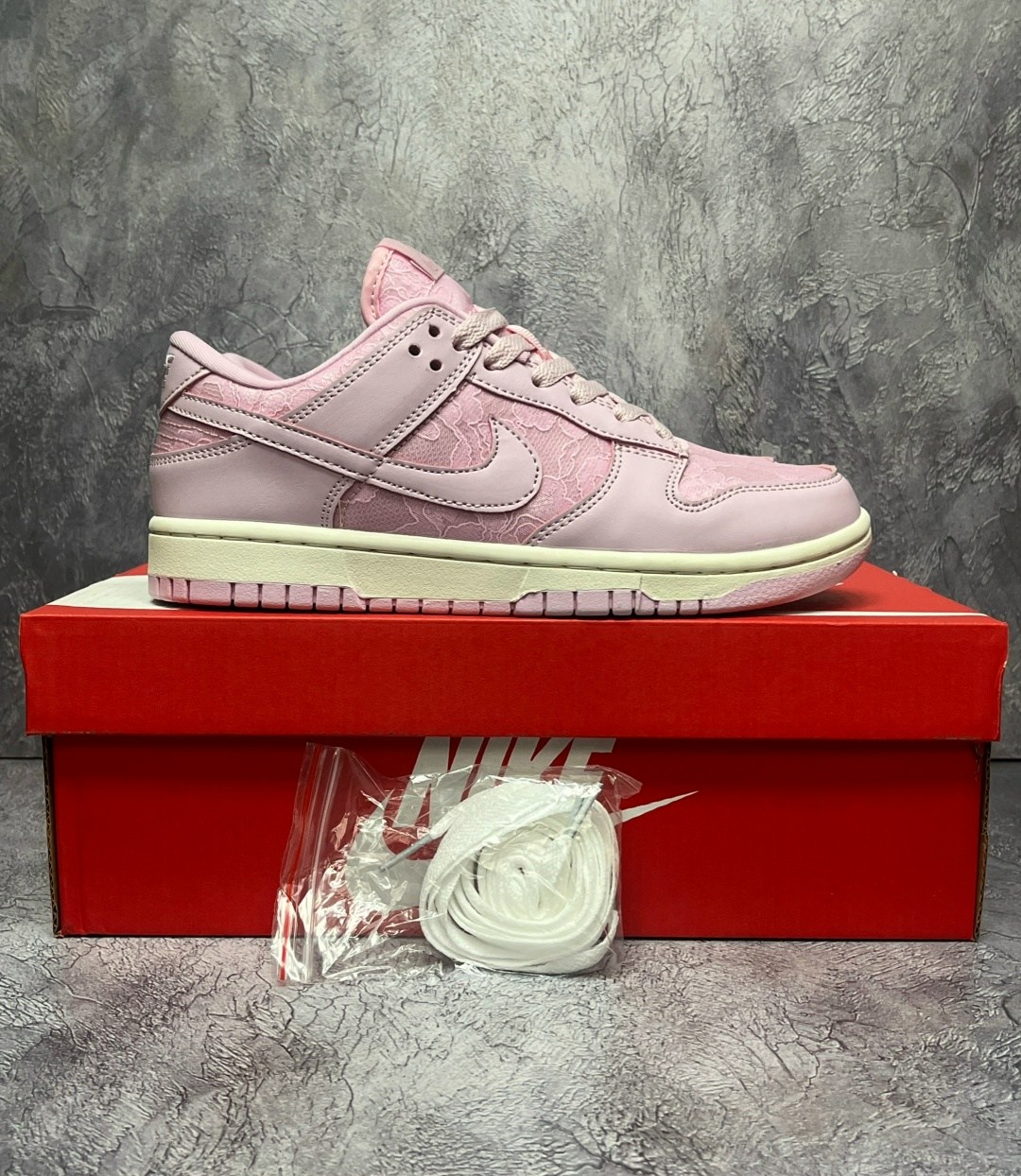 nike dunk low pink,кроссовки nike sb dunk low pink,кроссовки nike dunk low gs 'pink velvet' розовый,nike dunk pink pigeon,найк данк лоу пинк вельвет