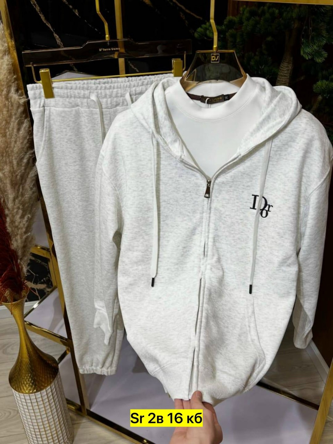 спортивный костюм brunello cucinelli,мужской спортивный костюм brunello cucinelli,спортивный костюм мужской loro piana,мужской спортивный костюм,спортивный костюм бриони