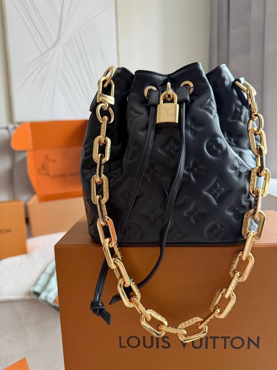 cумка louis vuitton,луи виттон сумка,сумочка луи виттон,louis vuitton женская сумка,louis vuitton сумка на плечо
