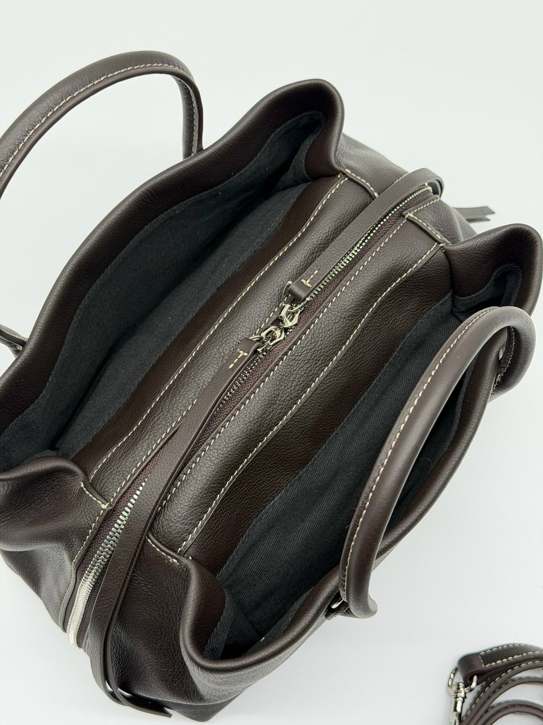 сумка женская,сумка,сумка женская черная,сумки женские из натуральной кожи,сумки живанши