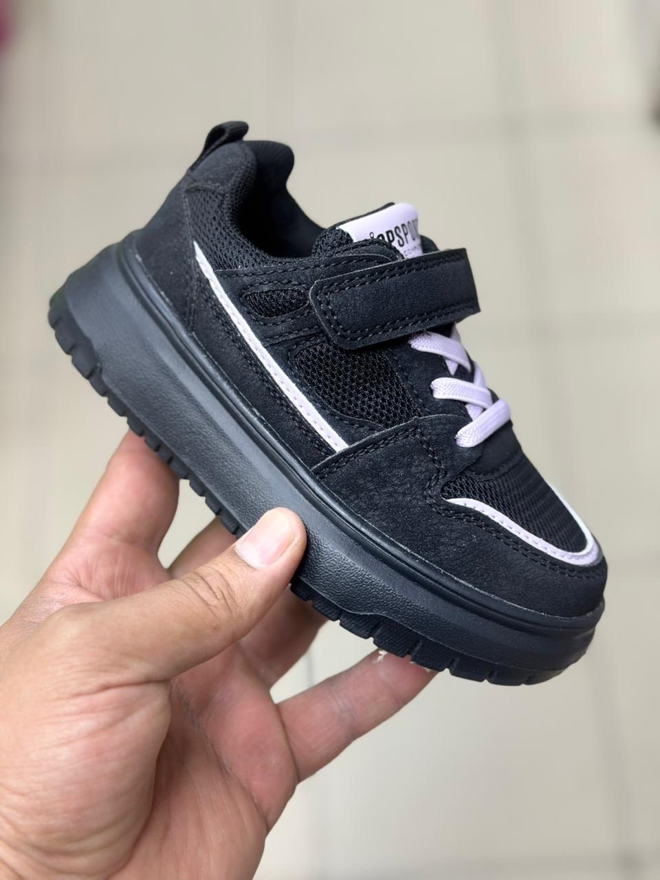 ,детские кроссовки,кроссовки детская,кроссовка детская,кроссовки на мальчика