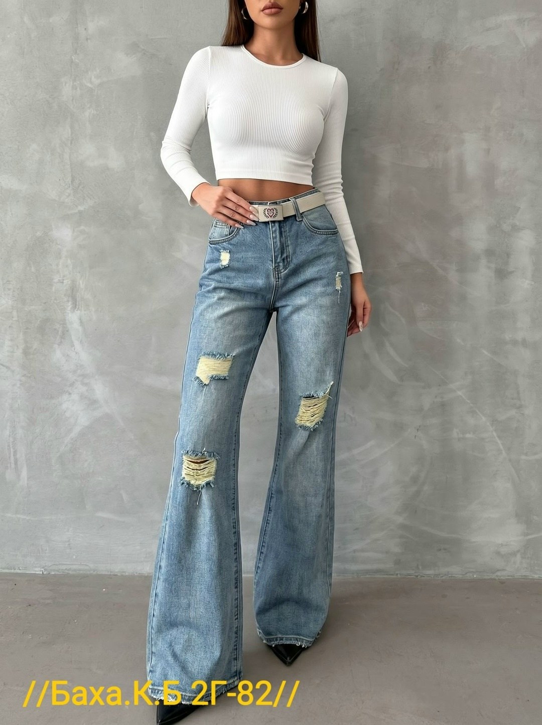 женские джинсы,рваные джинсы клеш,джинсы женские широкие,модные джинсы,стильные джинсы