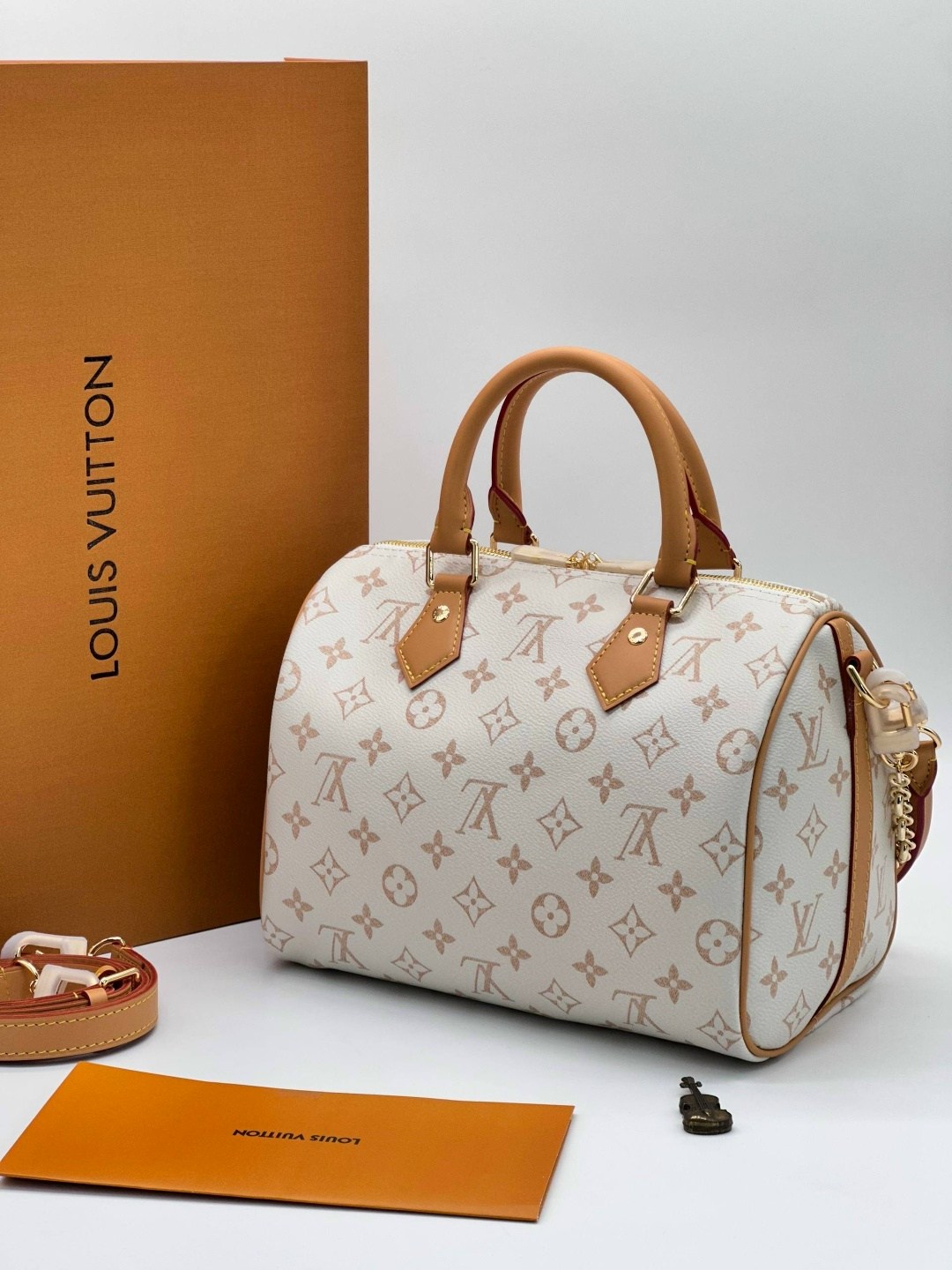 сумка louis vuitton,louis vuitton сумка женская,louis vuitton сумка на плечо,маленькие сумки луи витон,сумка луи витон женская