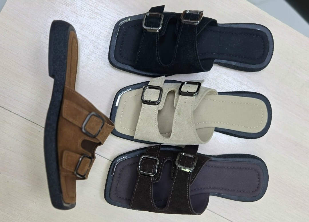 ,женские шлепанцы,модные шлепанцы,модные тапочки,повседневные шлепанцы