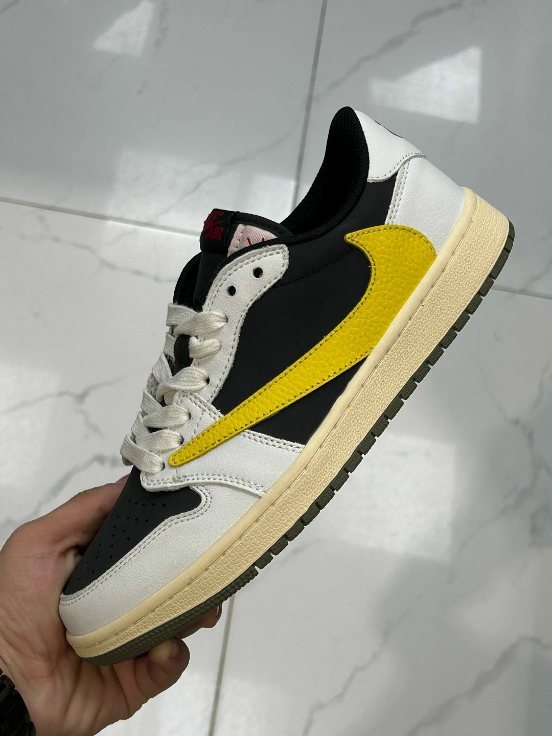 кроссовки nike air jordan 1 low x travis scott,nike air jordan 1 travis scott low,кроссовки travis scott x air jordan 1 low,nike air jordan 1 low x travis scott,air jordan 1 low travis scott