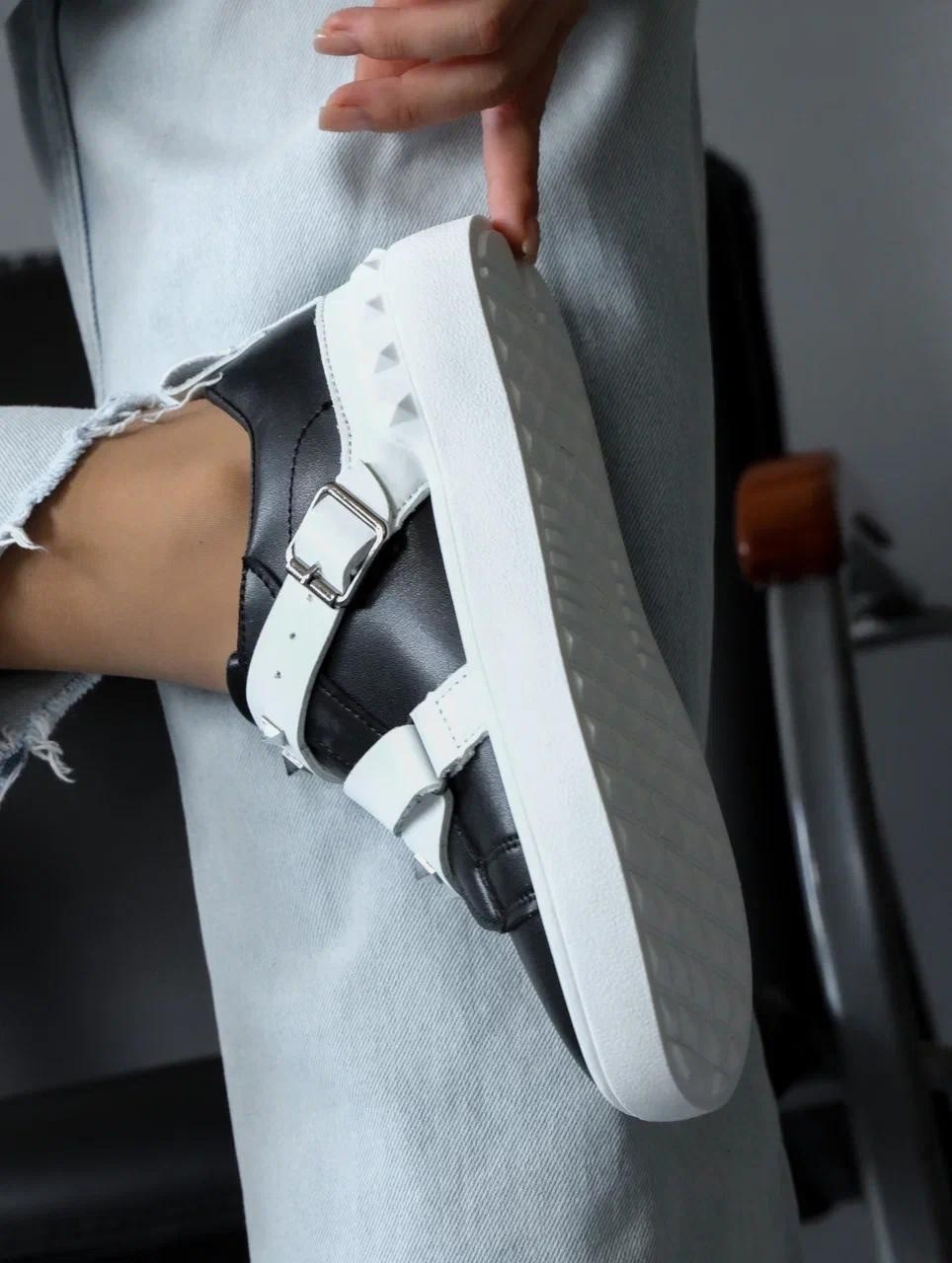 , женская, модная,обуви,кроссовки с ремешком