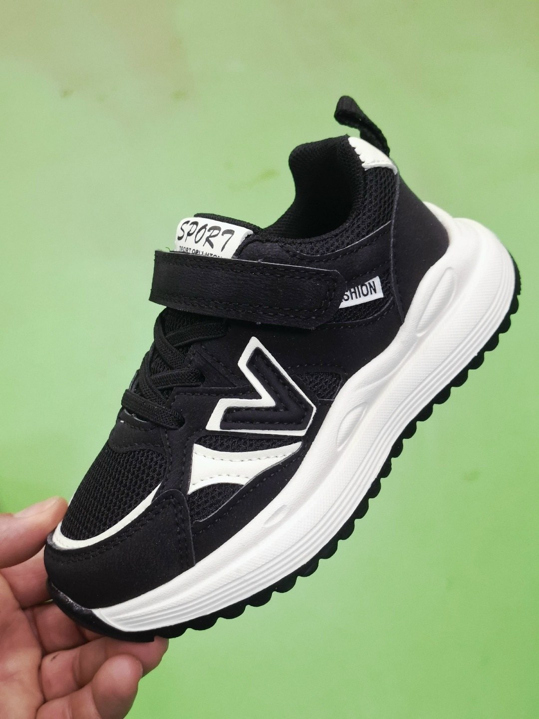 кроссовки,кроссовка детская,кроссовки adidas,детские кроссовки,