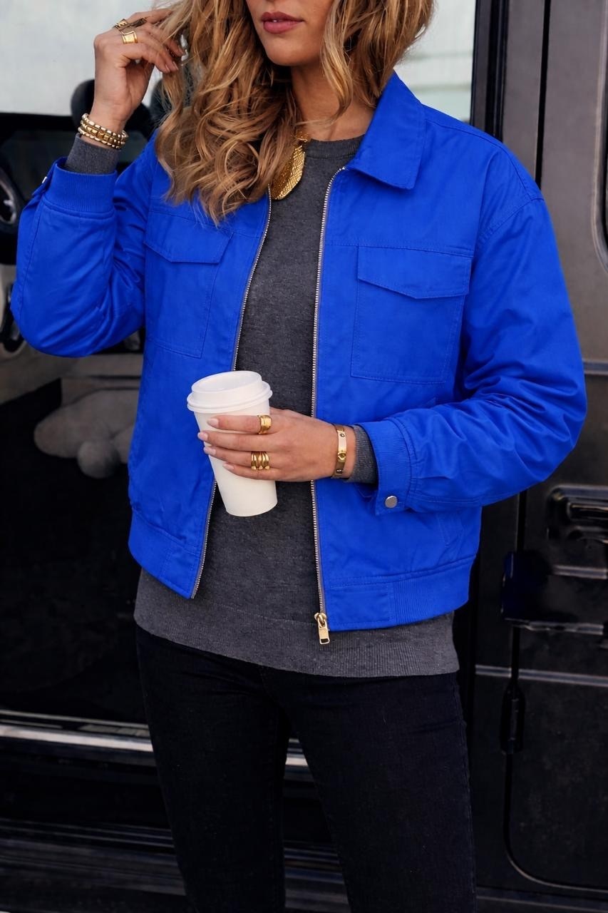 повседневная куртка,модная куртка,куртка женская,куртка с карманами,женская джинсовая куртка