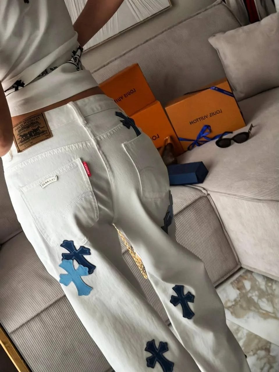 модные брюки,модные джинсы,мода модная,белые джинсы