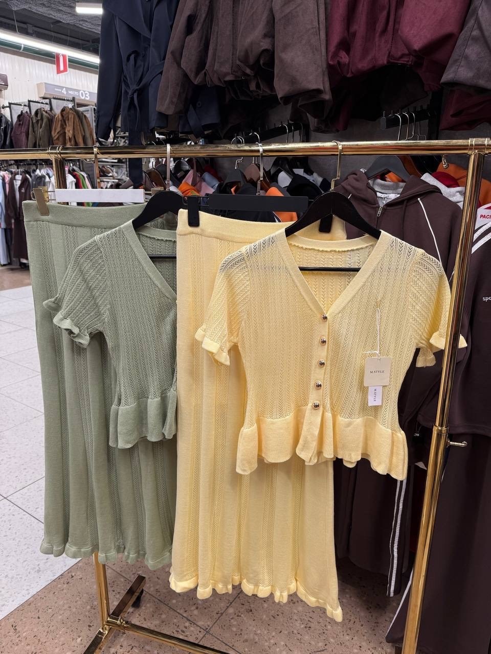 платье женское зеленое,платье с оборками,вязаное платье,вязаная блуза,вязаное длинное платье