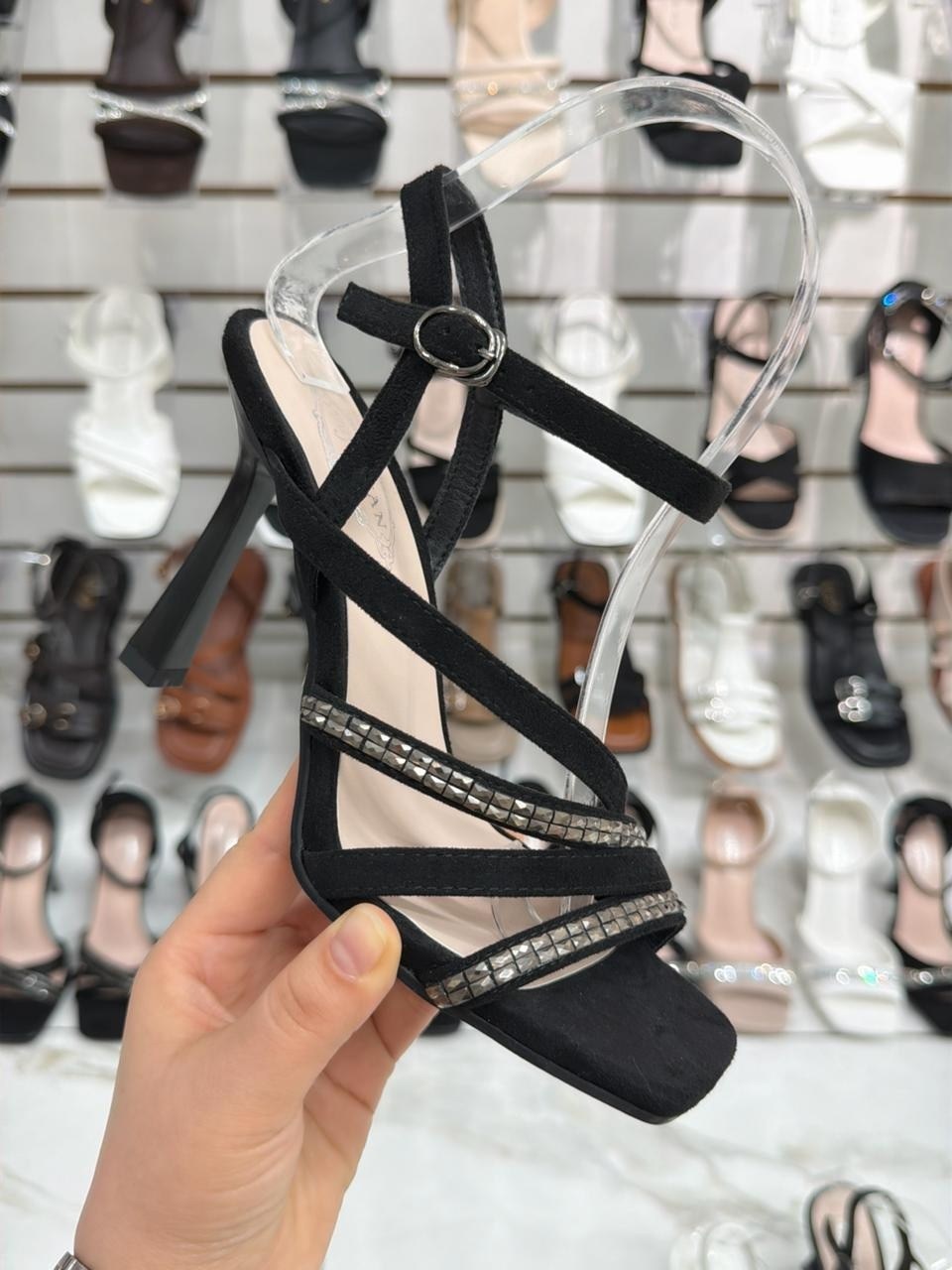 женские босоножки,,босоножки стильные,модные босоножки,босоножки на каблуках