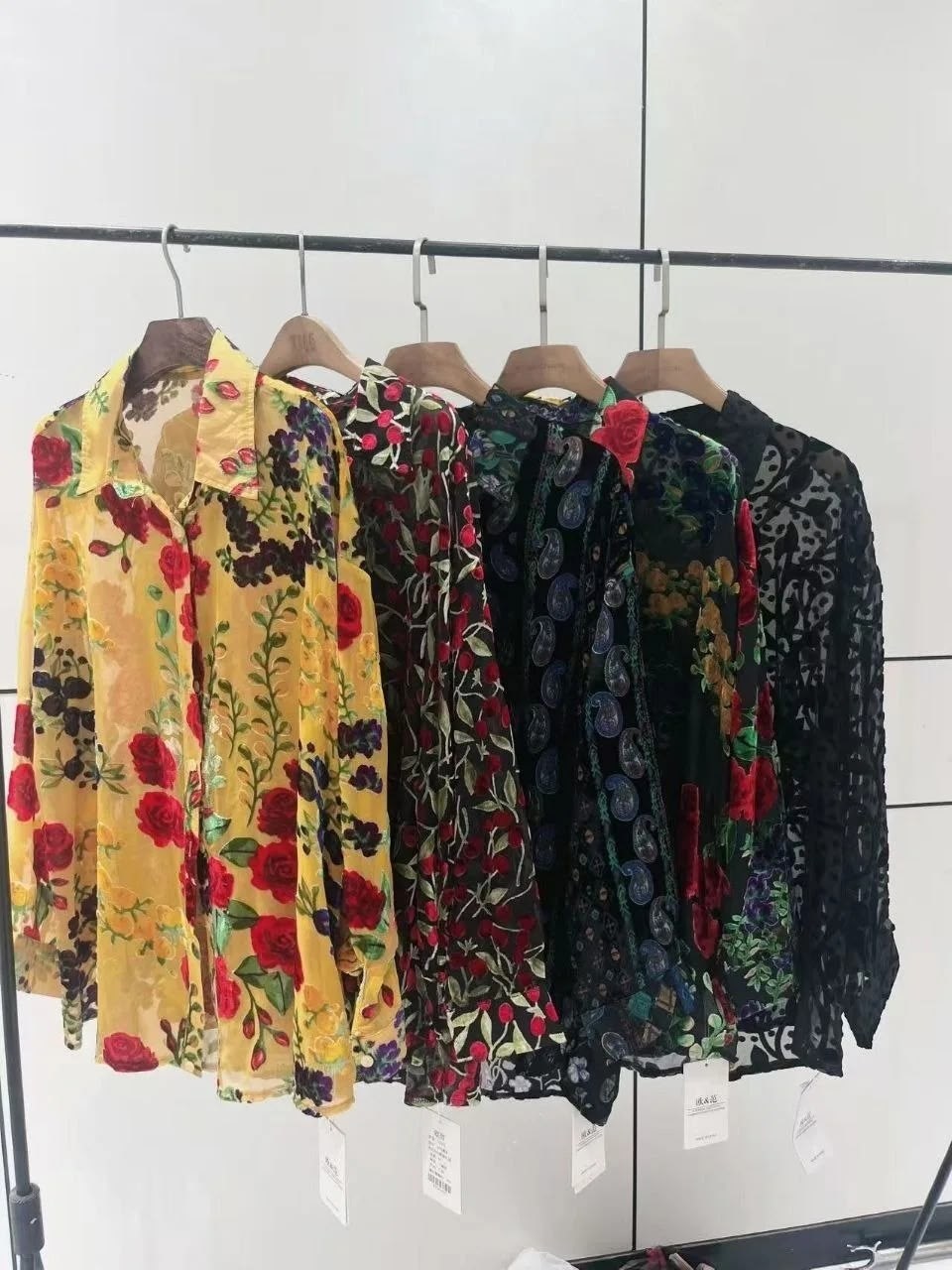 женская блузка,модели блузок,блузка с цветочным принтом,рубашка блузка,блуза