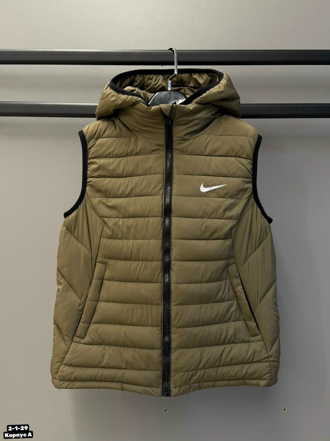 жилетка nike,жилет безрукавка,жилетка nike мужская,жилет мужской,жилетка мужская