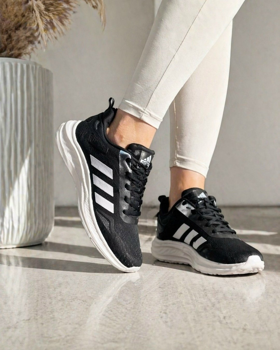 кроссовки adidas,кроссовки мужские adidas,кроссовки,кроссовки мужские женские adidas,спортивные кроссовки