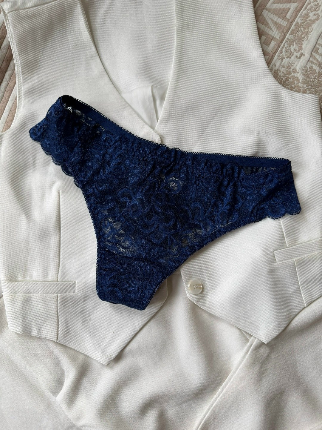 комплект трусики,трусики бразилиана,трусы кружевная,модели трусиков,женские трусики