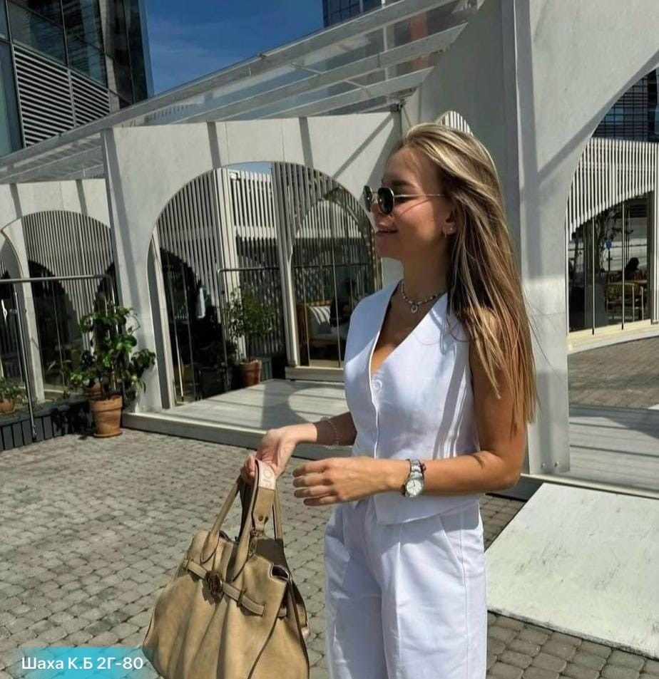 костюм двойка женская,стильные костюмы,элегантные комбинезоны,белый брючный костюм,костюм двойка