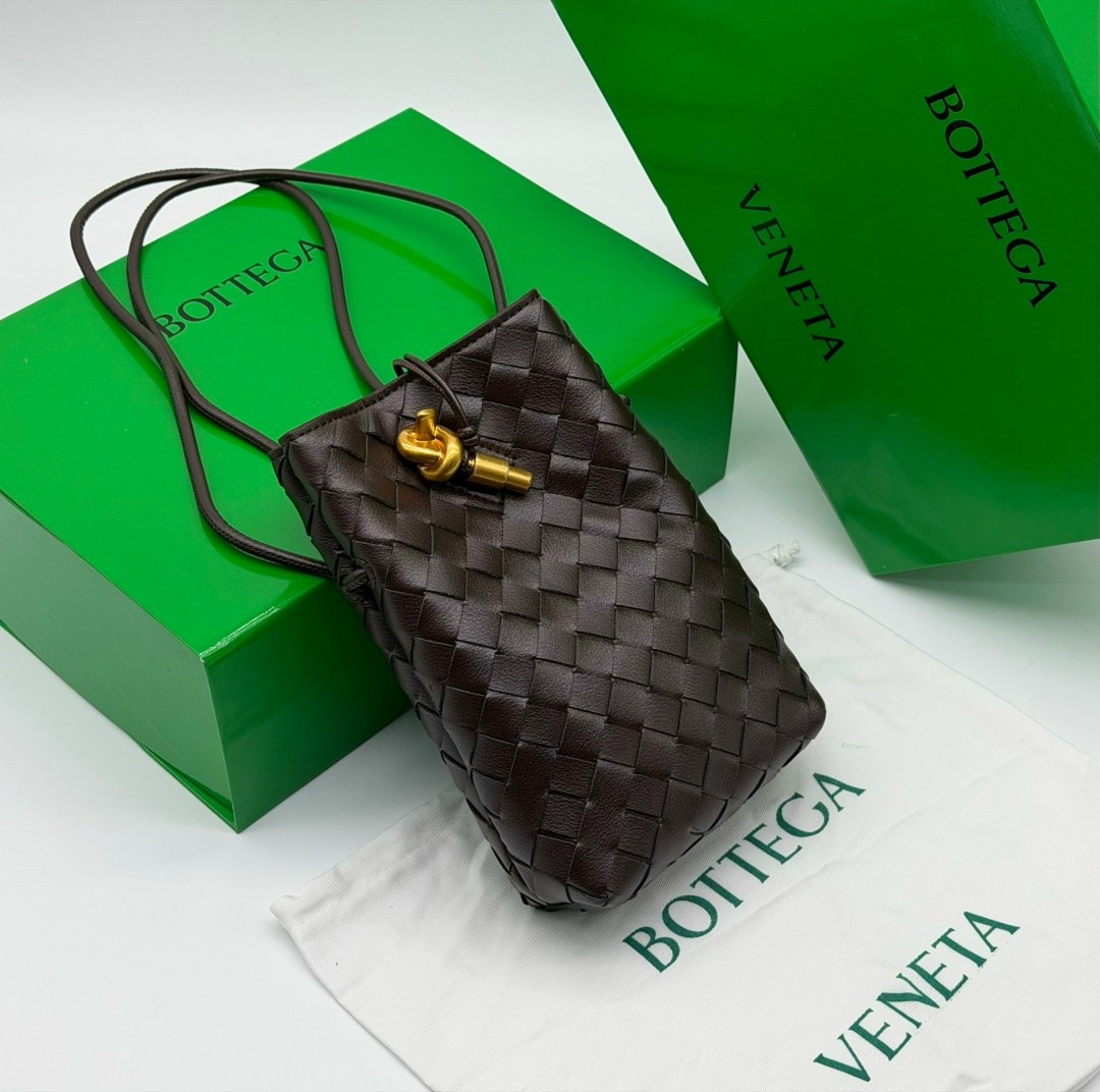 сумка bottega veneta женская,bottega veneta сумка,сумка bottega,сумка на плечо bottega veneta,кожаная сумка bottega veneta