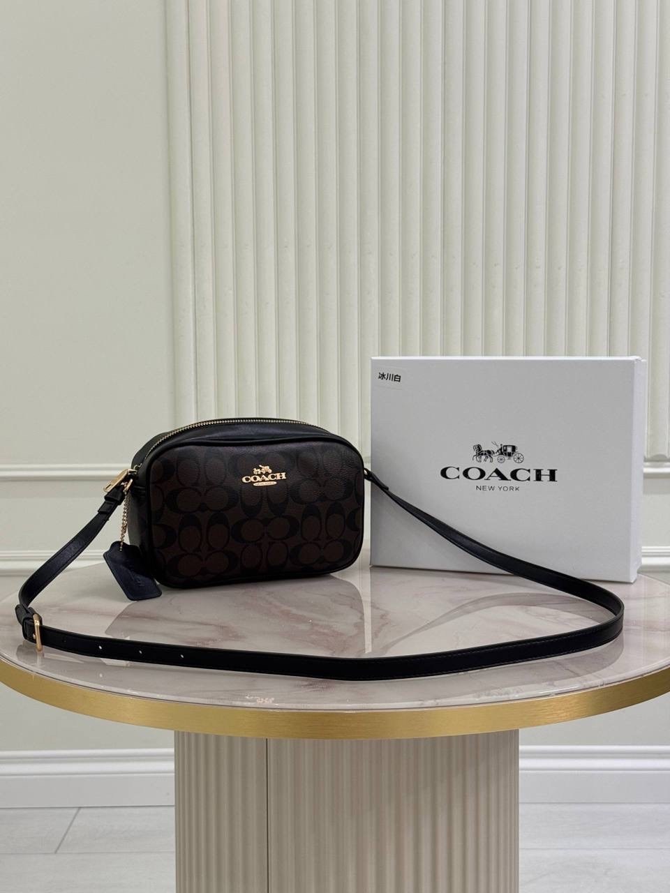 сумки через плечо coach,coach сумка,coach сумка женская,сумка coach на плечо,сумка