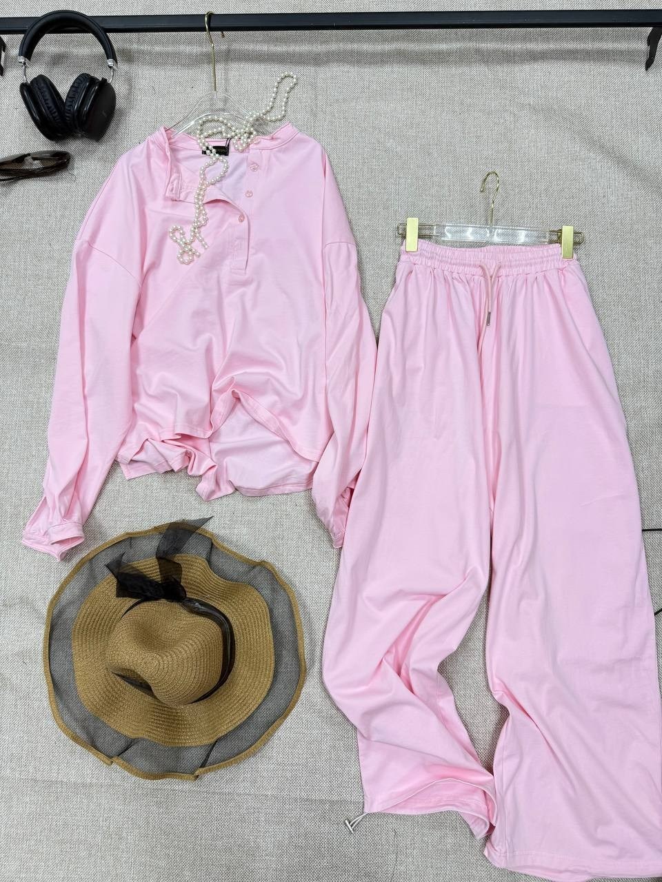 костюм с брюками,элегантный брючный костюм,костюм женский в пижамном стиле,брючный костюм женский,костюм брючный пижамный стиль