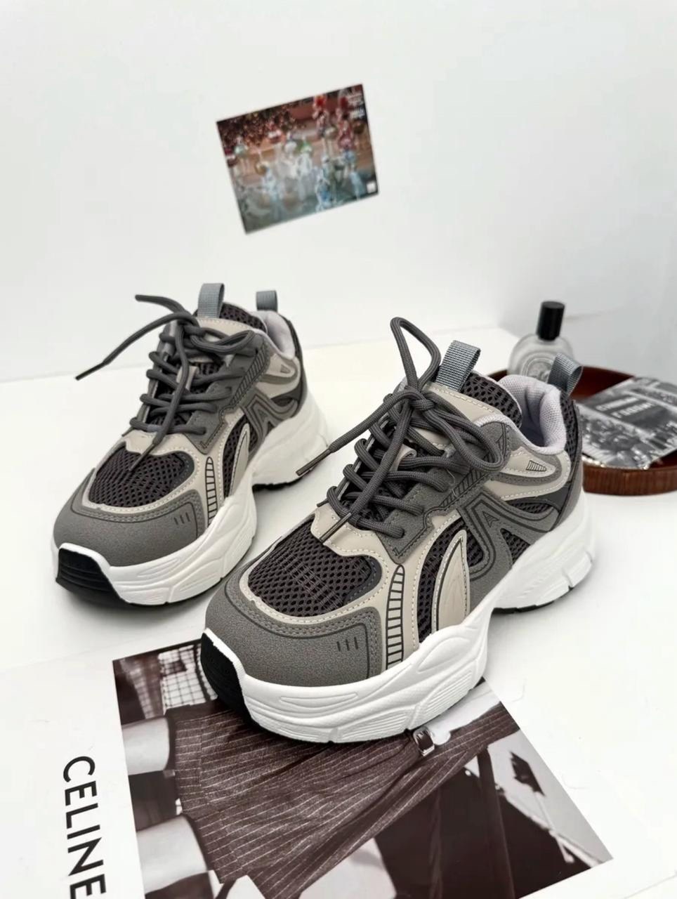 ,кроссовки женскиe,кроссовки для женщин,массивные кроссовки,массивные кроссовки женские