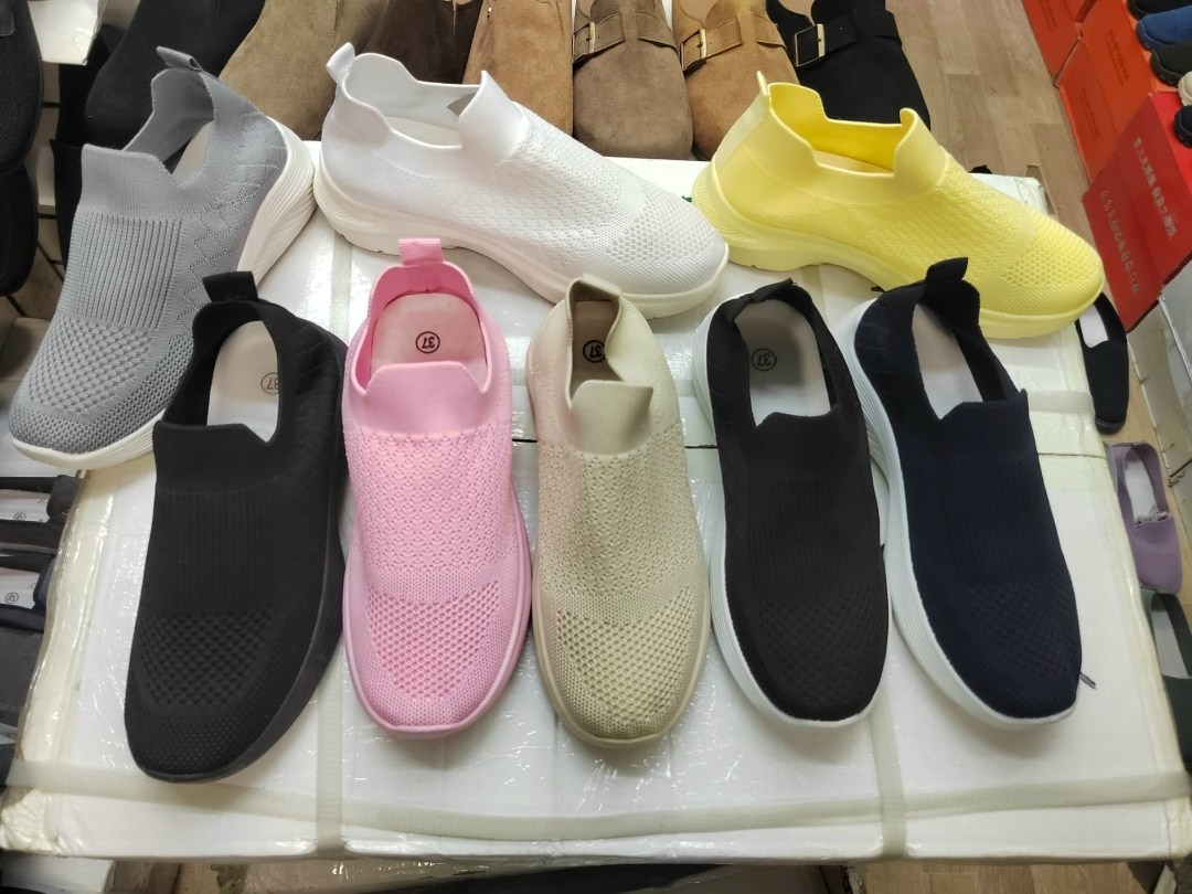,кроссовки женскиe,слипоны женские,женские текстильные кроссовки,летние кроссовки