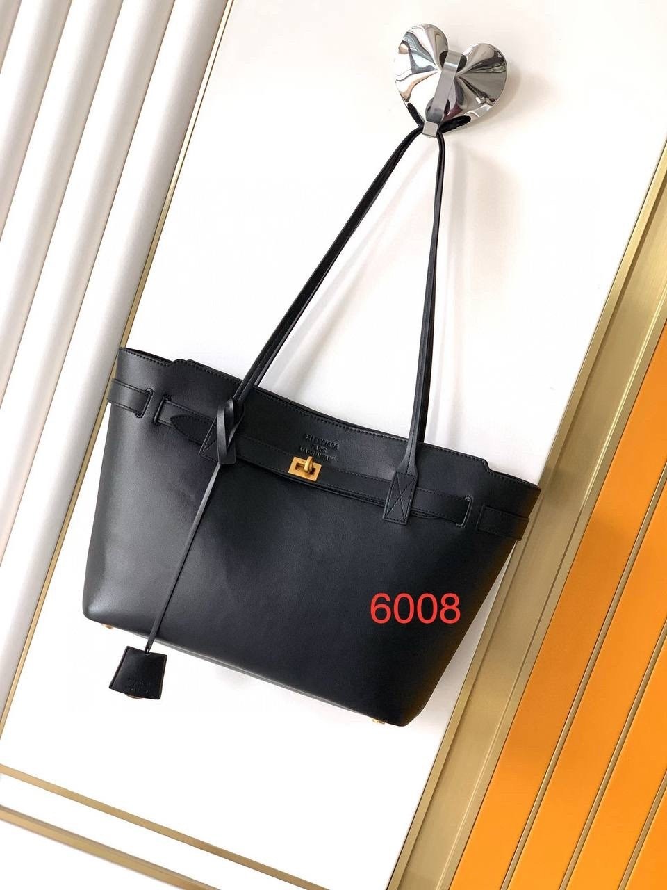 сумка balenciaga,сумка женская balenciaga,сумка,сумка баленсиага,модная сумка