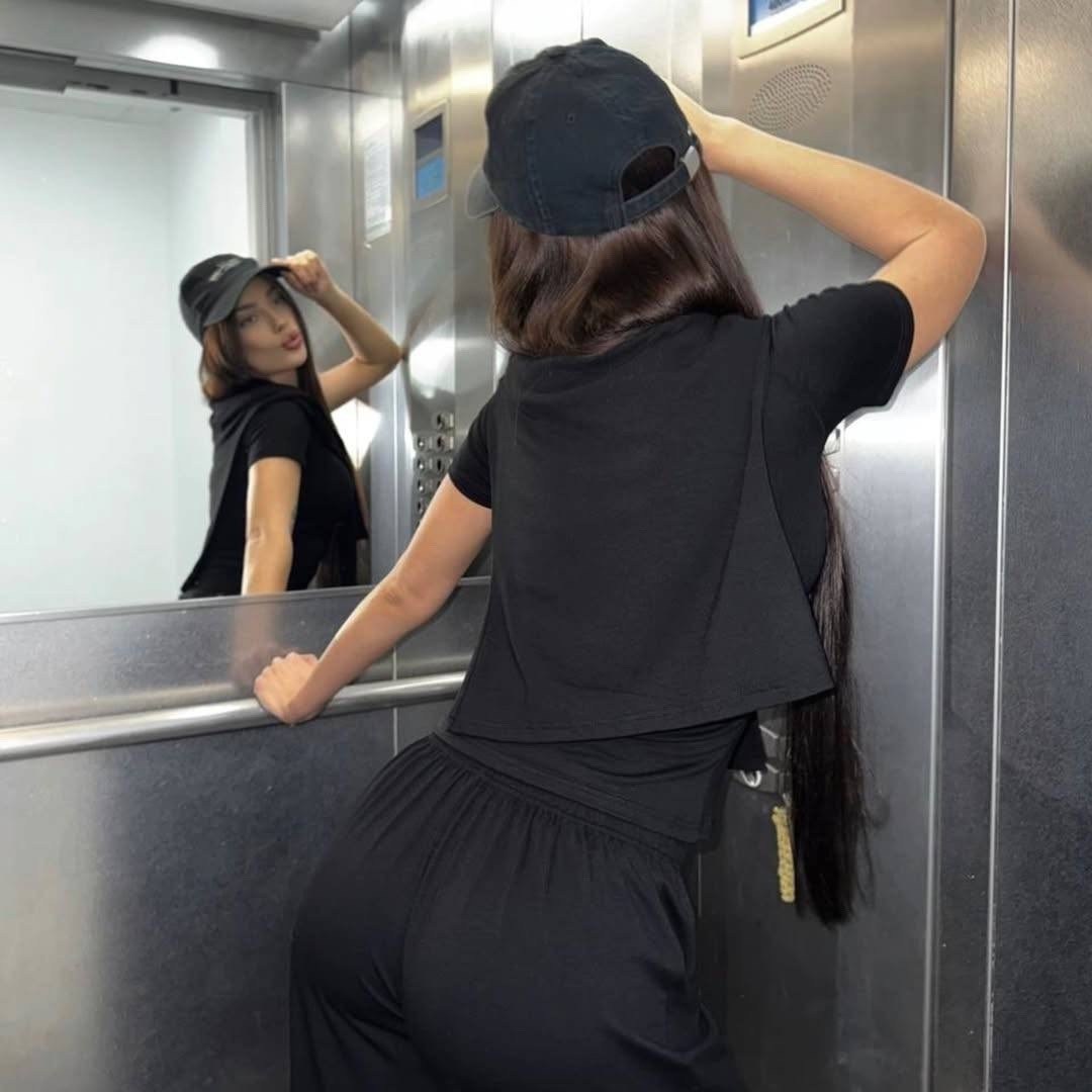 ,костюм брючный вечерний с драпировкой,костюм женский,трикотажные костюмы