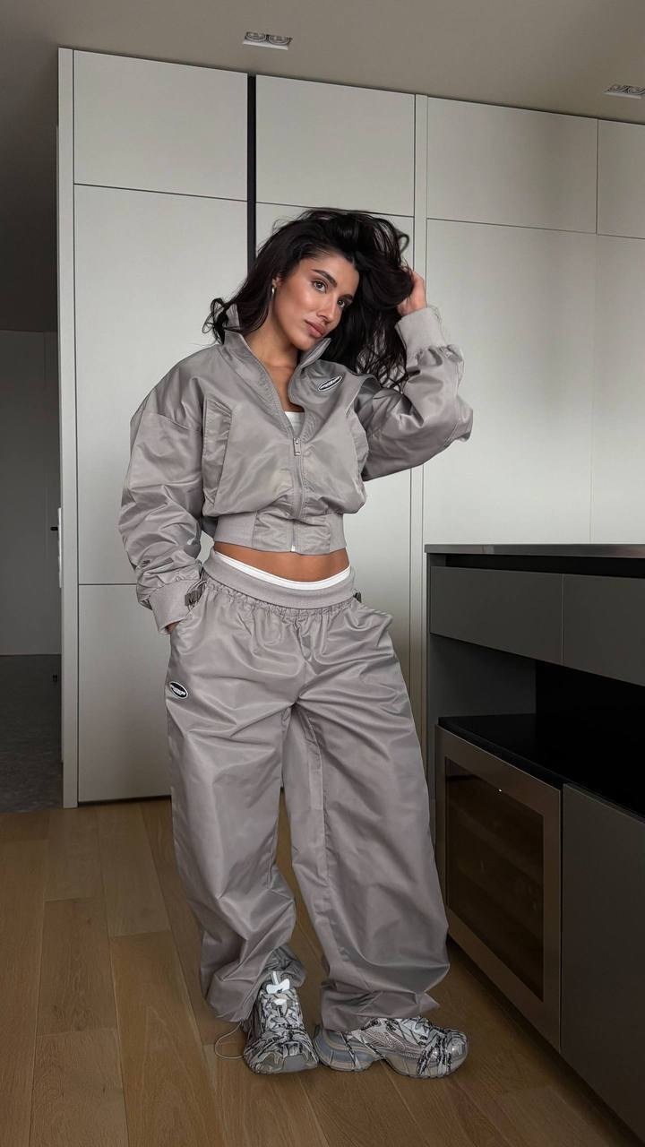 спортивный костюм,женский спортивный костюм,костюм молодежный,женский костюм,костюм карго