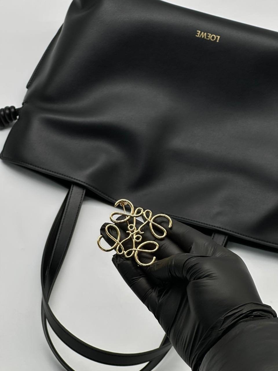 сумка loewe 33-15 см натуральная кожа,сумка loewe,сумка женская loewe,сумка loewe 33-15 см из натуральной кожи,сумки