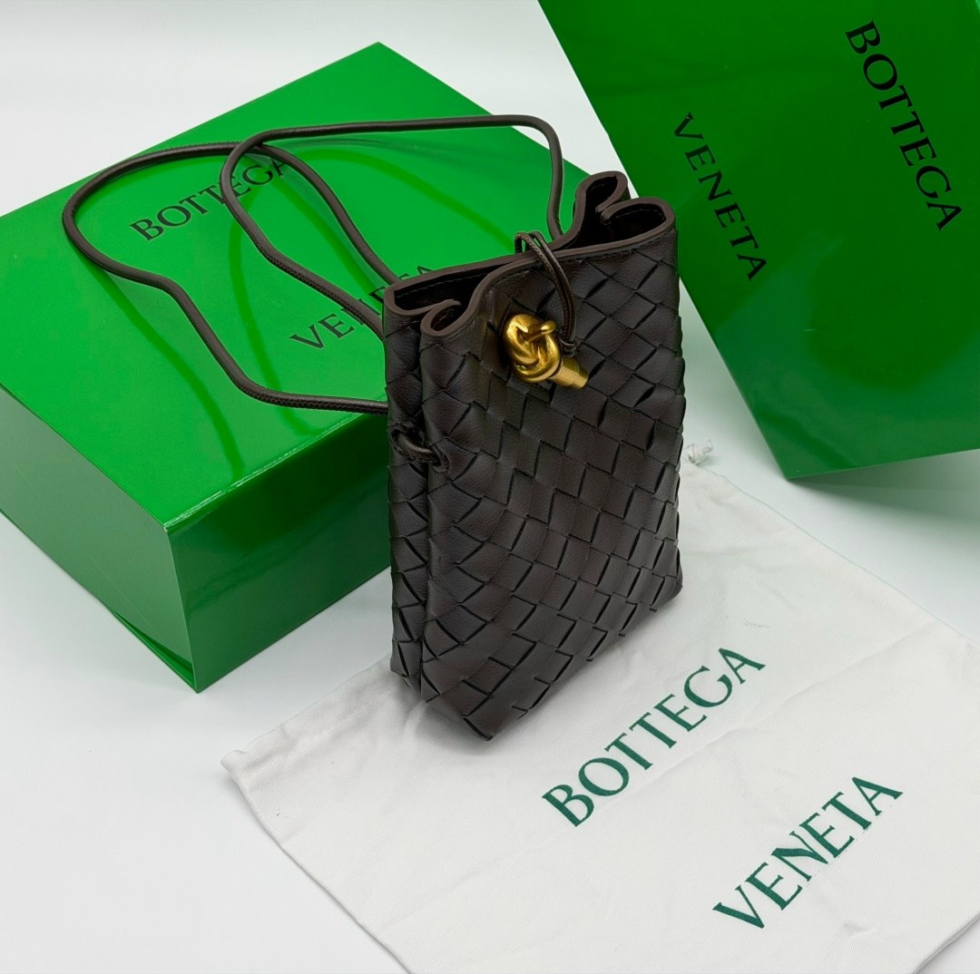 сумка bottega veneta женская,bottega veneta сумка,сумка bottega,сумка на плечо bottega veneta,кожаная сумка bottega veneta
