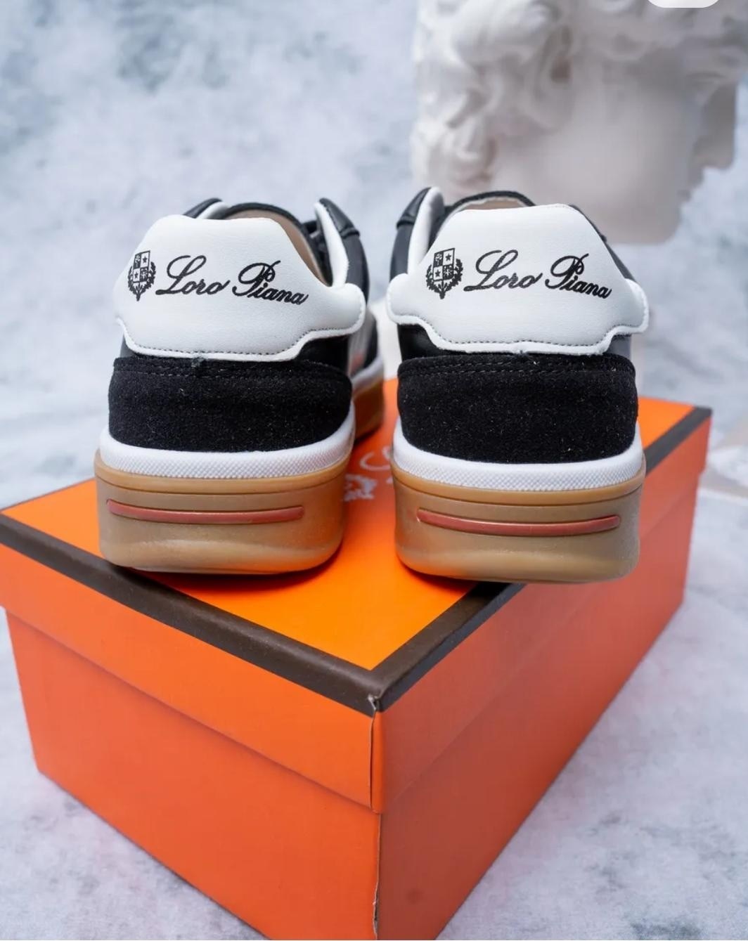 ,женские кроссовки из замши loro piana черные,женские кроссовки из кожи loro piana черные,кеды loro piana,брендовые кроссовки