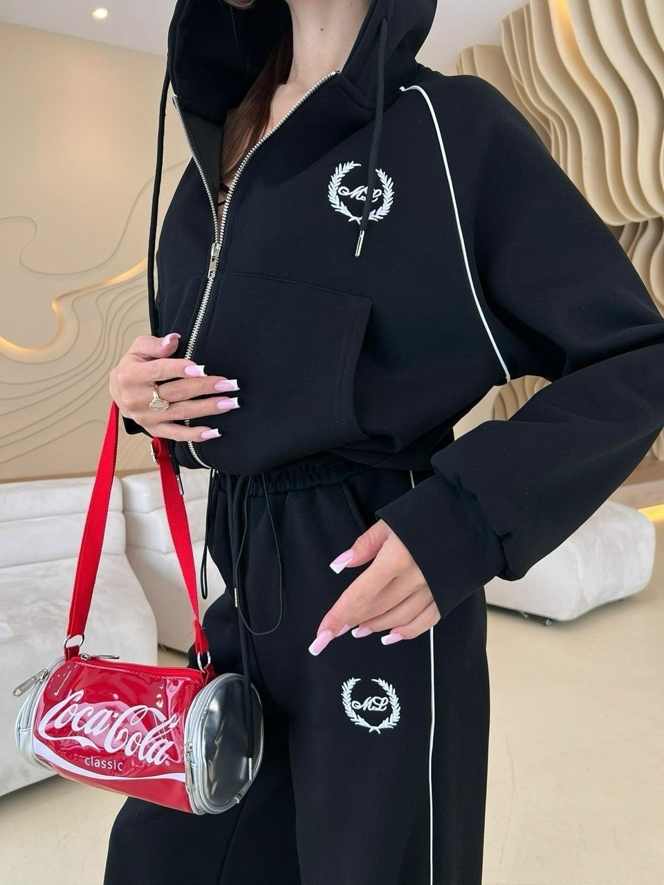 костюм женский спортивный,спортивный костюм,стильный костюм,женский костюм,костюм спортивный luxnest