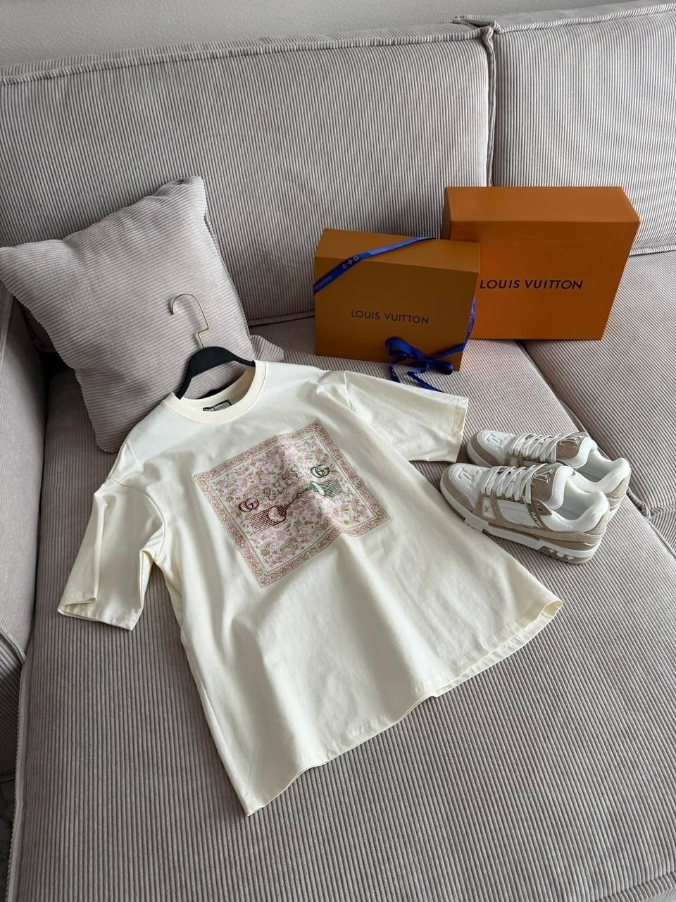 футболки модные,футболки женская,футболки женская оверсайз,стильная футболка,женские футболки с принтом