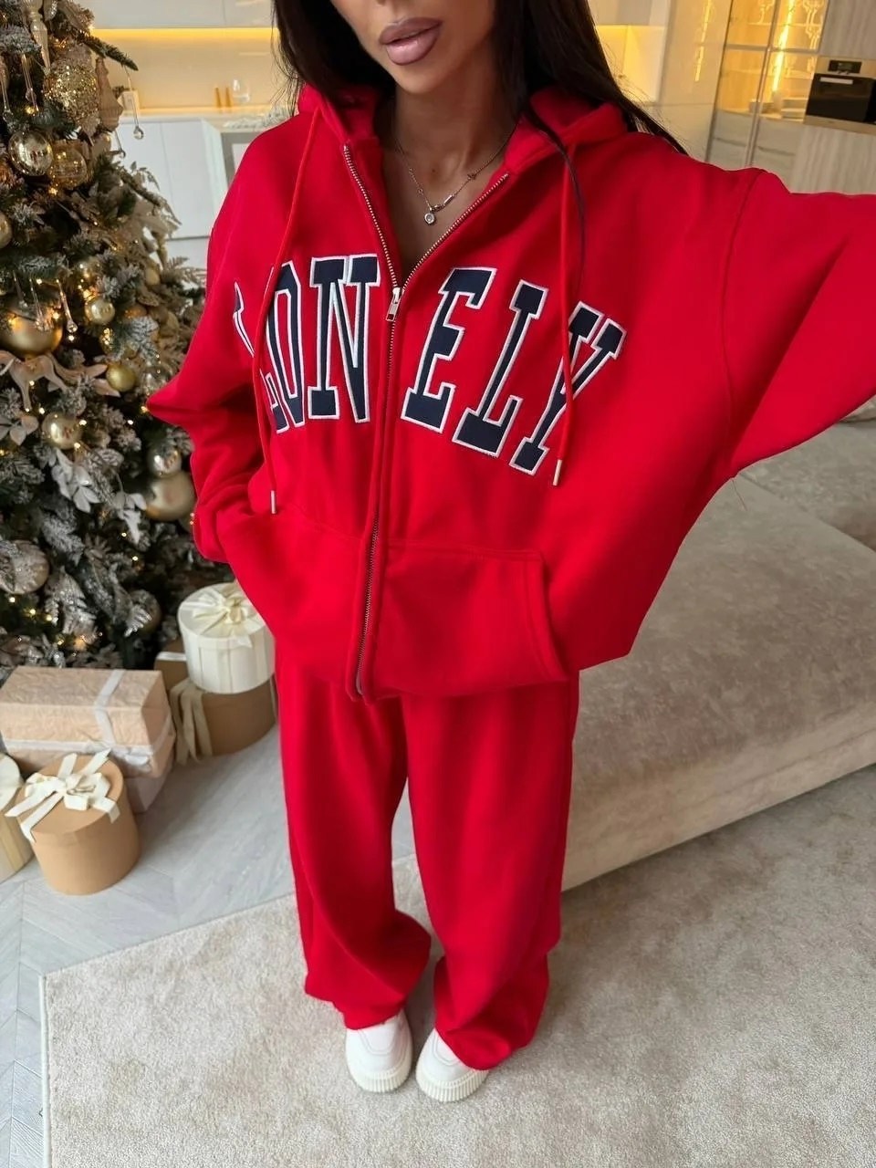 костюм спортивный женский теплый,женский красный костюм miu miu,костюм спортивный,cпортивный костюм женский на флисе,красный женский костюм