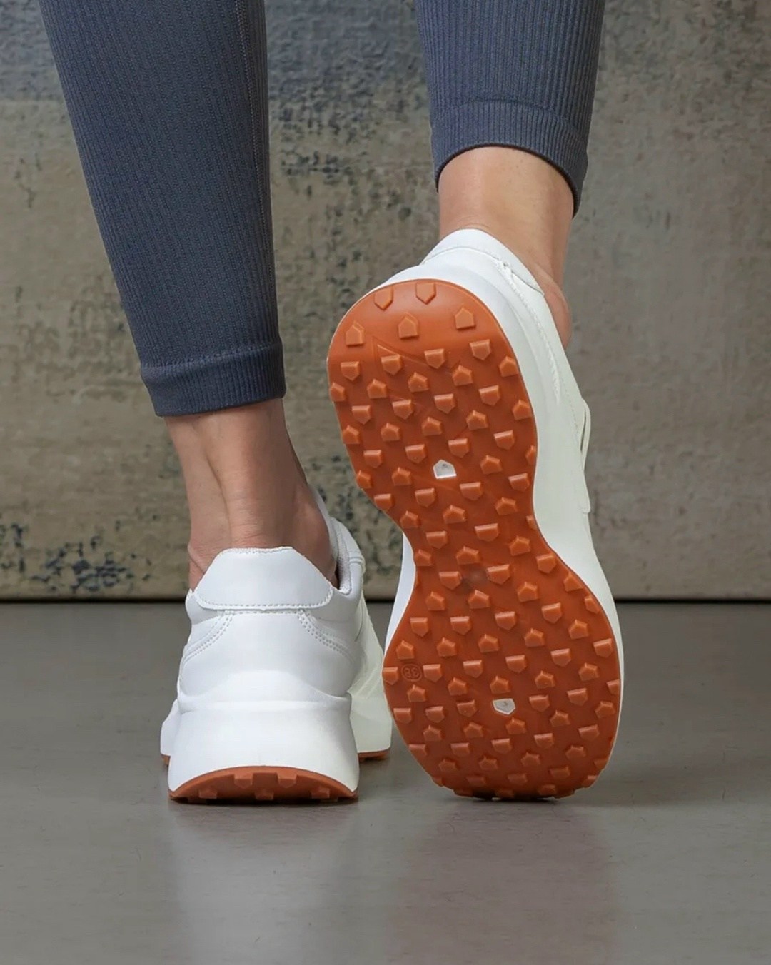 кроссовки женскиe,белые женские кроссовки,,кроссовки белая,женские модные кроссовки