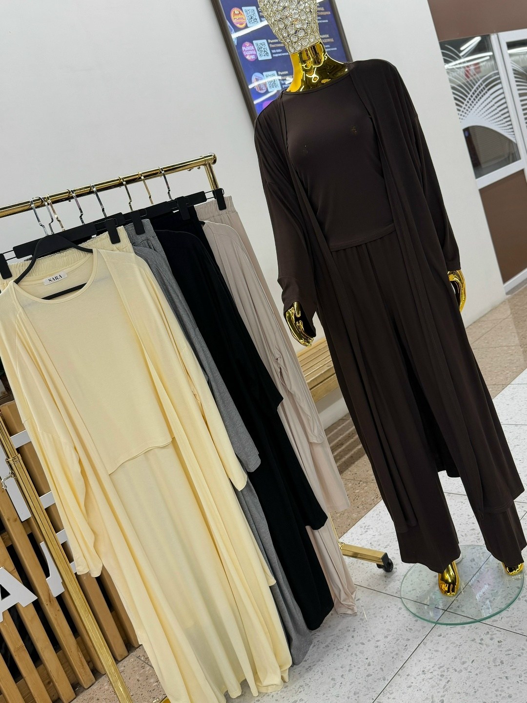 вечерние костюмы,длинный кардиган,стильные костюмы,широкие брюки