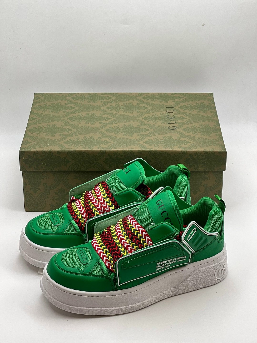 ,кроссовки женские gucci,женские кроссовки,фирменные кроссовки,стильные кроссовки