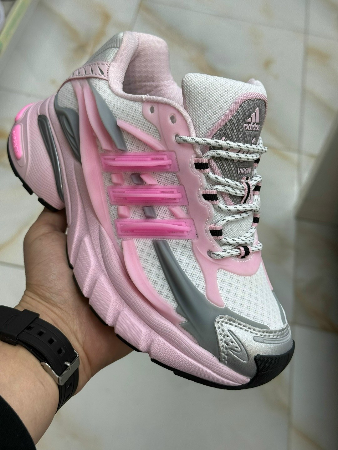 кроссовки adidas,кроссовки,кроссовки адидас,кроссовки женский adidas,повседневные кроссовки