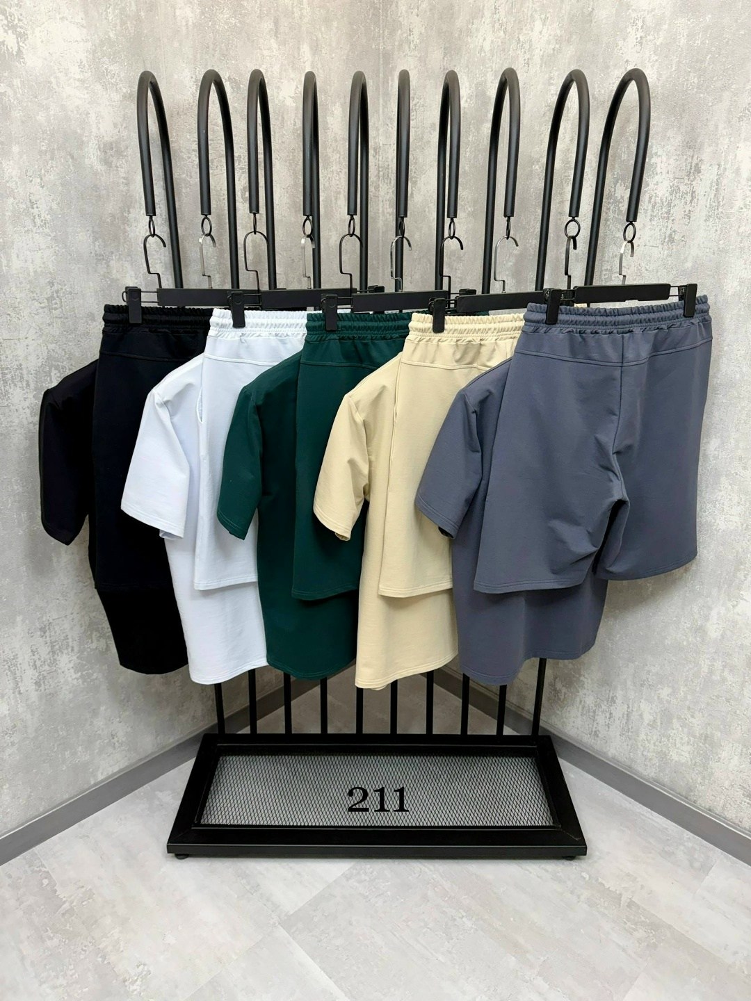 мужские спортивные костюмы,спортивные костюм,мужской спортивный костюм с шортами и футболкой,костюм мужской,мужской костюм с шортами